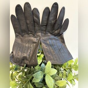 Dior Leather Gloves Timeless Style  EUC